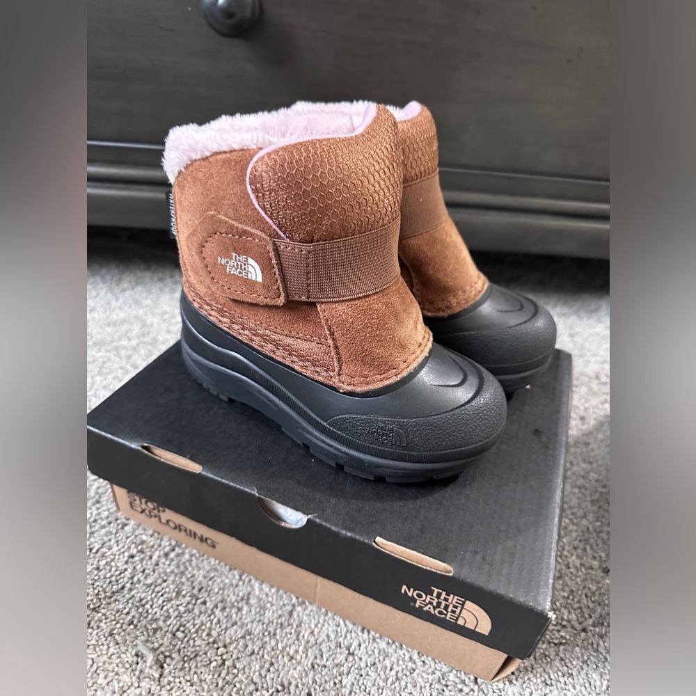 COPY - North face NWT